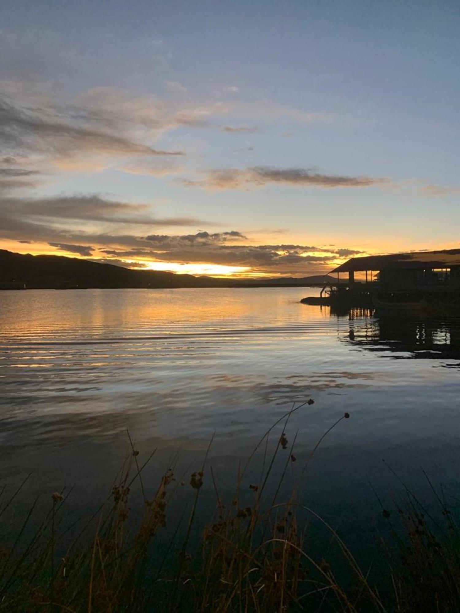 Uros Aruma-Uro On Uros Floating Islands Hotel Puno Exterior photo